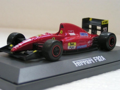 KYOSHO Formule 1 Ferrari F92A Diecast models