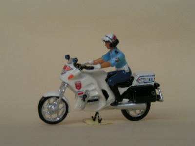 CBG MIGNOT Figurines CBG Motard CRS sur moto Police et service d'urgences