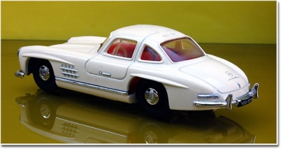 DINKY MATCHBOX Mercedes Benz 1955 300SL Gullwing Véhicules miniatures