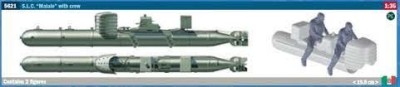 ITALERI plasic kit mini submarine SLC MAIALE + crew (cement and paints not included) Kits and plastic figures