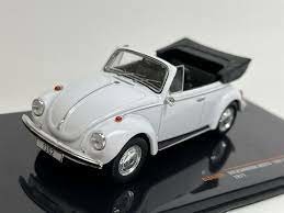 IXO Volkswagen Beetle 1302LS 1971 White Diecast models
