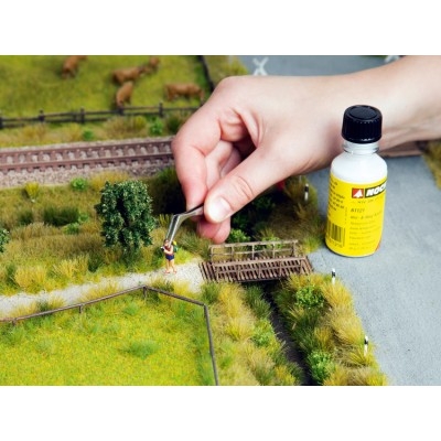 NOCH Temporary Glue Kits and landscapes