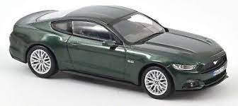 NOREV Ford Mustang 2015 Green metallic Véhicules miniatures