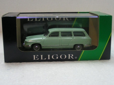ELIGOR Panhard PL 17 break 1963 vert Véhicules miniatures