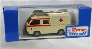 ROCO VW Type 2  double cabine DRK Ambulances and other emergency department