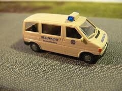 ROCO VW T4  BERGWACHT Ambulances and other emergency department