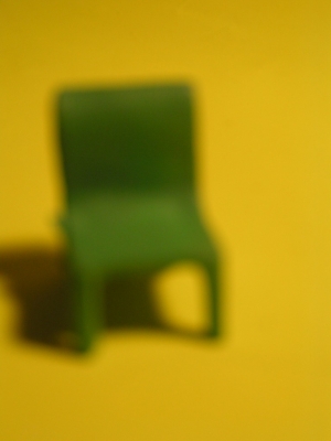 STARLUX chaise verte Maquettes et Decors
