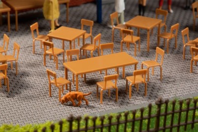 AUHAGEN set d'ensemble de tables et chaises (maquettes plastiques teintées à construire colle non incluse) Accessories