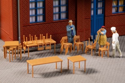 AUHAGEN set d'ensemble de tables et chaises (maquettes plastiques teintées à construire colle non incluse) Accessories