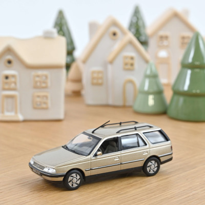 NOREV Peugeot 405 Break 1991 Mayfair beige métallic Diecast models