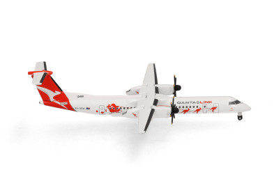 HERPA diecast plane Q400 