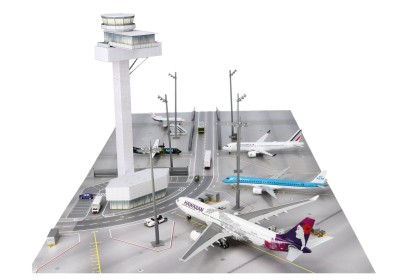 HERPA  Kit de tour de contrôle pour aéroport au 1/50 (en carton à construire) Maquettes et Decors