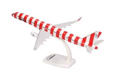 HERPA avion SNAP fit (kit simple à encliqueter ) B757-300 Condor Passion Avions et Hélicoptères