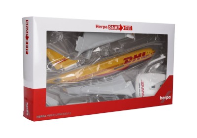 HERPA plane SNAP fit (easy kit ) AIRBUS A330-200F DHL Aviation Planes and helicopters