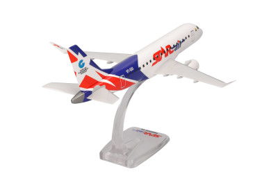 HERPA plane SNAP fit (easy kit ) EMBRAER E175 STAR AIR Kits and plastic figures