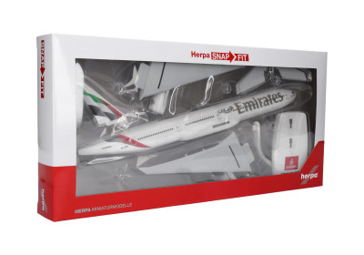 HERPA plane SNAP fit (easy kit only click ) Boeing B777-300ER 