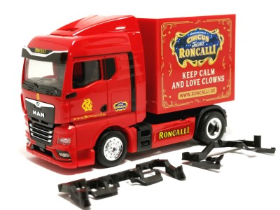 HERPA camion MAN TGX ZGM avec caisse 