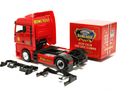 HERPA camion MAN TGX ZGM avec caisse 