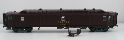 LS MODELS Voiture postale OCEM PTT PAz bogiesY2 brun PTT bourelets ep IV SNCF Echelle HO