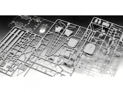 REVELL MODEL SET plastic kit  