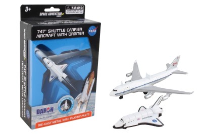 DARON Navette spatiale avec avion B 747 en métal Les miniatures pour jouer